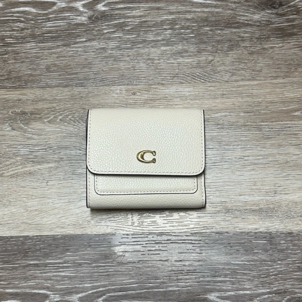 Coach Mila flap wallet